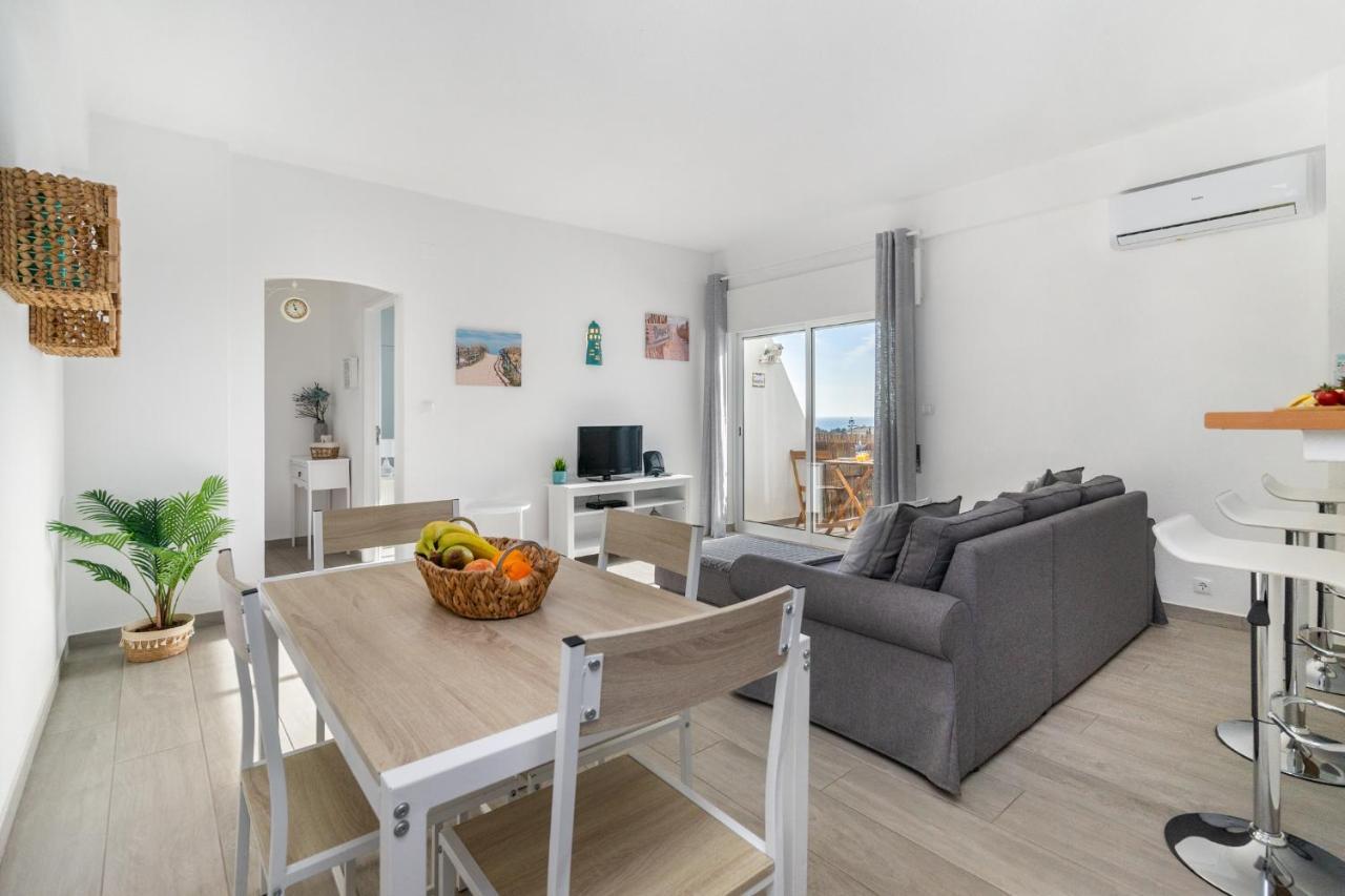 Apartamento Cor Do Mar - Sunny, Clean And Spacious Apartment With Sea View, In Alvor - Very Close Walking Distance To The Beach And Alvor Village Exterior photo